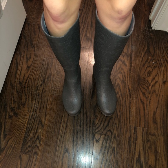 UGG rainboots - Picture 2 of 6